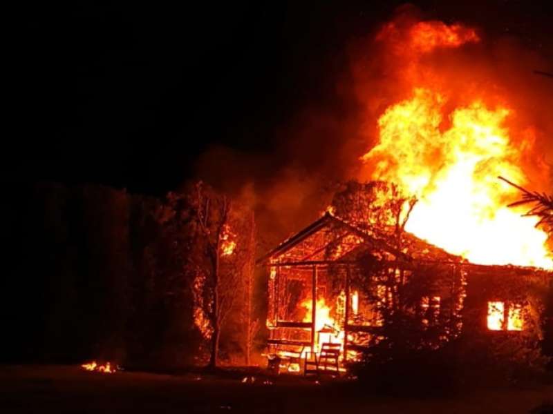 W nocy spłonął dom letniskowy w Ustroniu Morskim