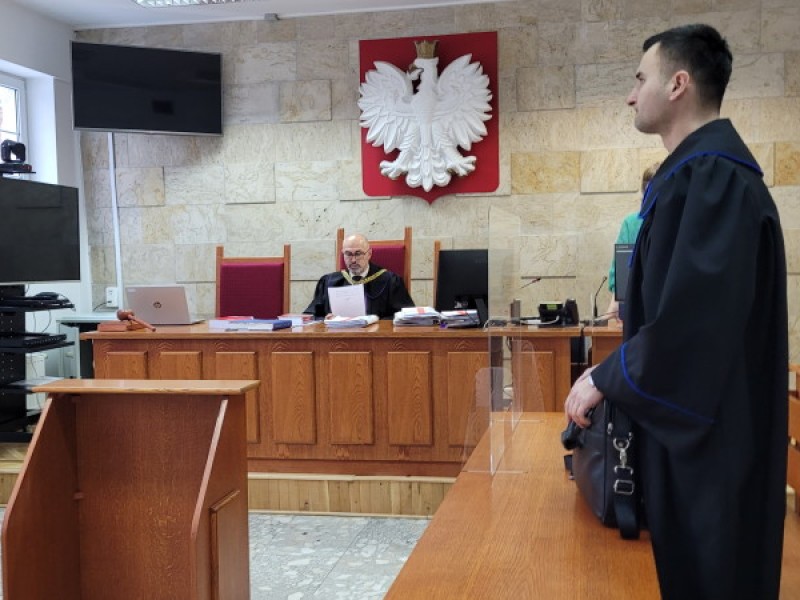 Sąd uznał, że Dąbkowski pomówił Bańkowską